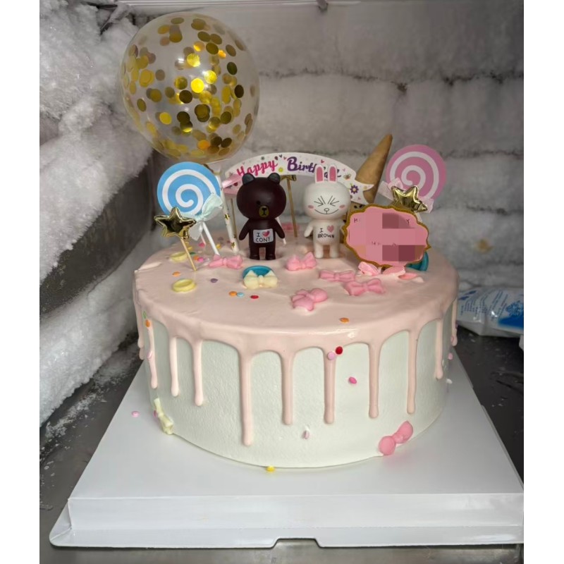 Brown Bear & Bunny Cream Cake