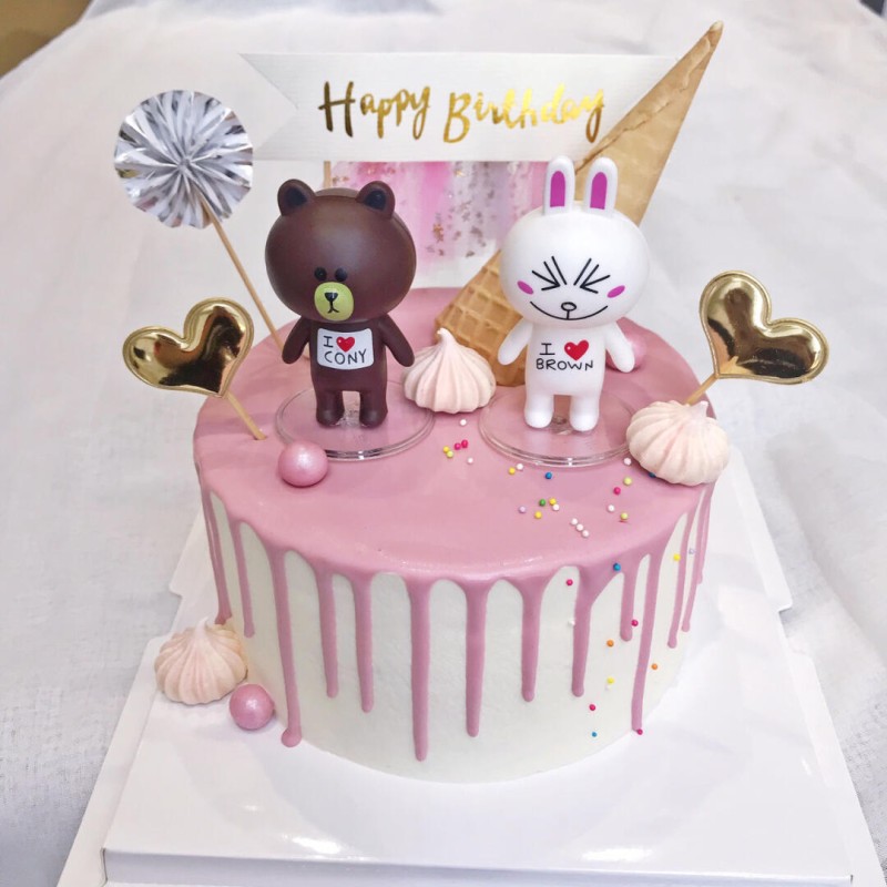 Brown Bear & Bunny Cream Cake