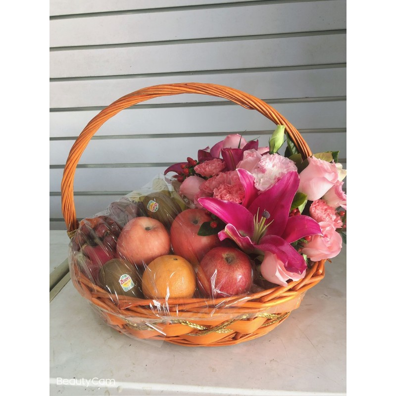 Fruits Basket - Roses, Lilies, Grapes, bananes Etc.