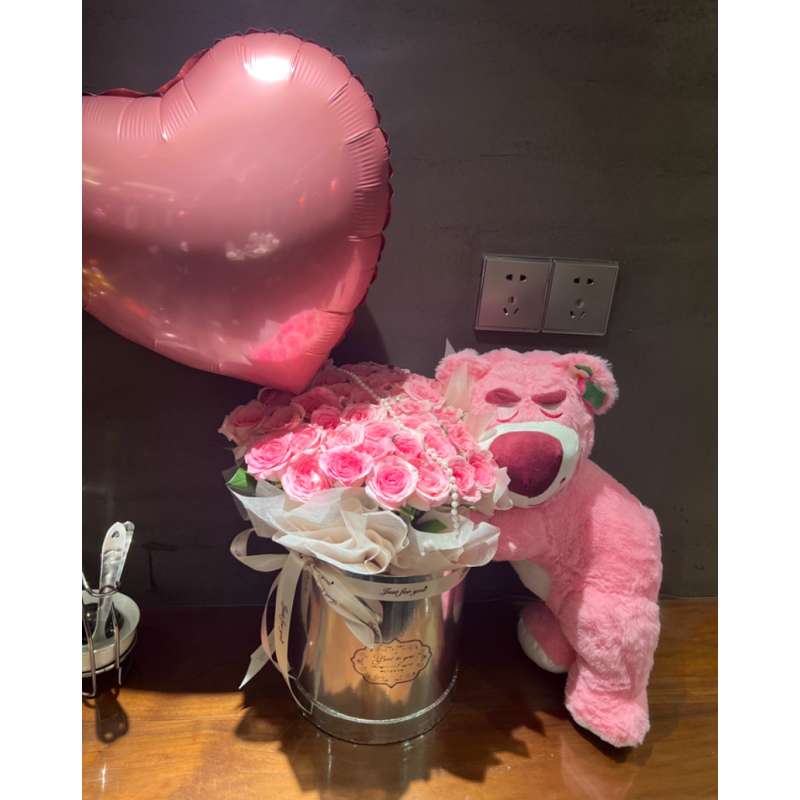 Sweet Embrace – Pink Roses & Teddy Bucket Sweet Embrace – Pink Roses & Teddy Bucket