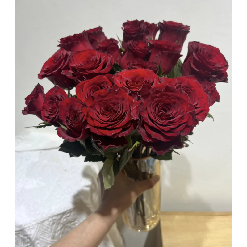 Grace in Vase