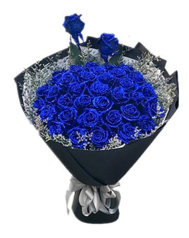 33 Blue Rosesa