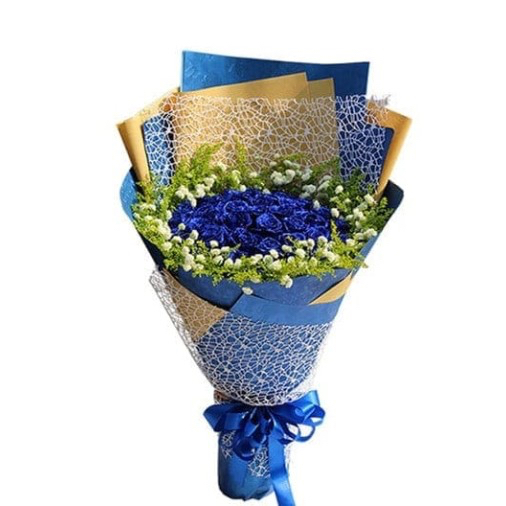 33 Blue Roses