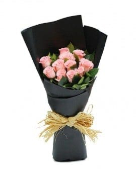 11 Pink Roses