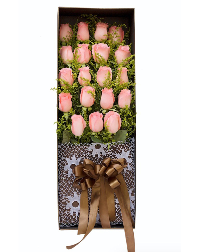 19 Pink Roses in Luxuy Boxa