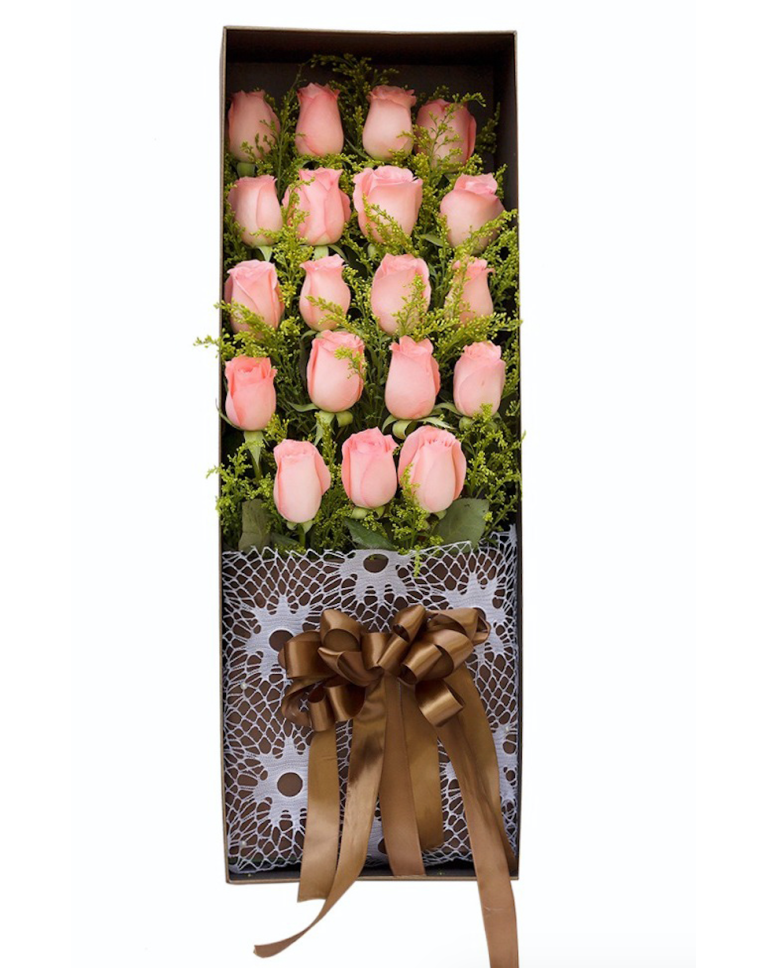 19 Pink Roses in Luxuy Box