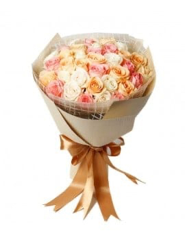 33 Mixed Roses