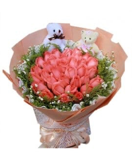 33 Pink Roses