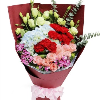 Love Whisper Florals