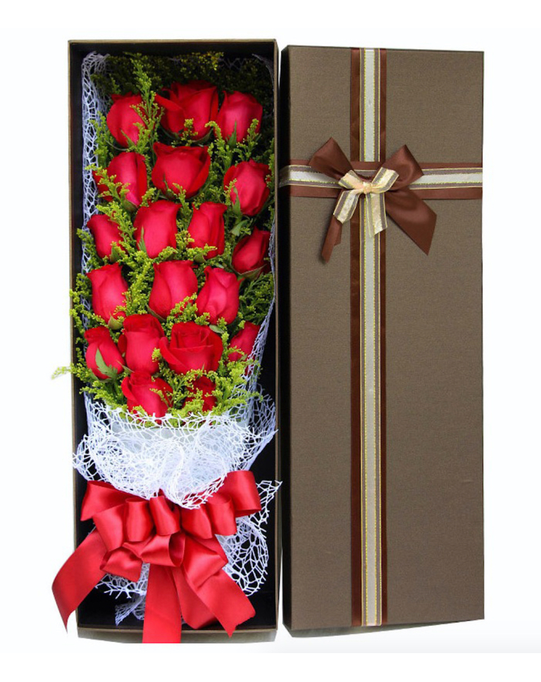 19 Red Roses in Luxury Boxa