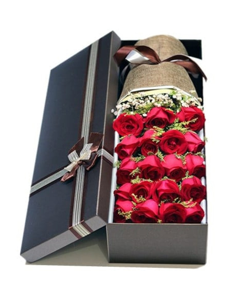 19 Red Roses in Luxury Box